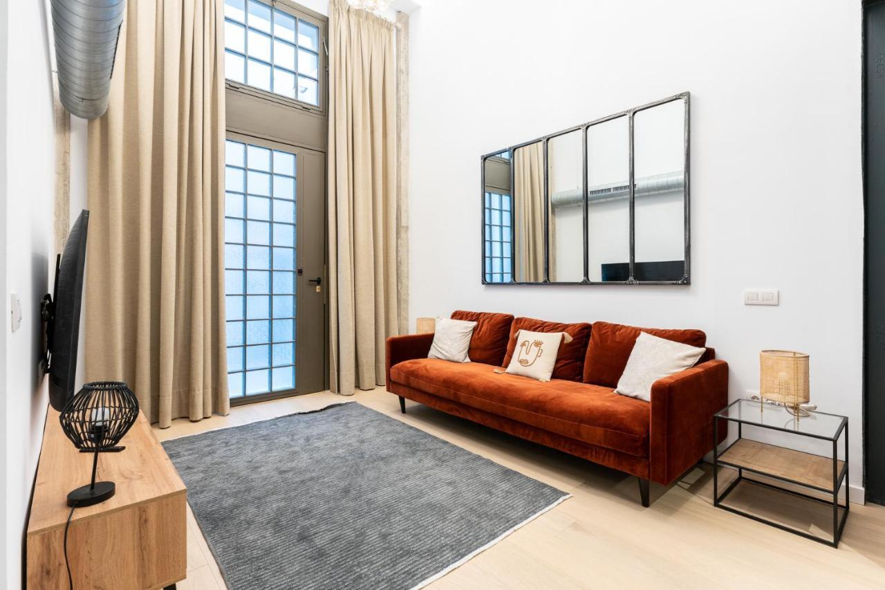 High Ceiling Gem In Heart Of Historic District Appartement Málaga